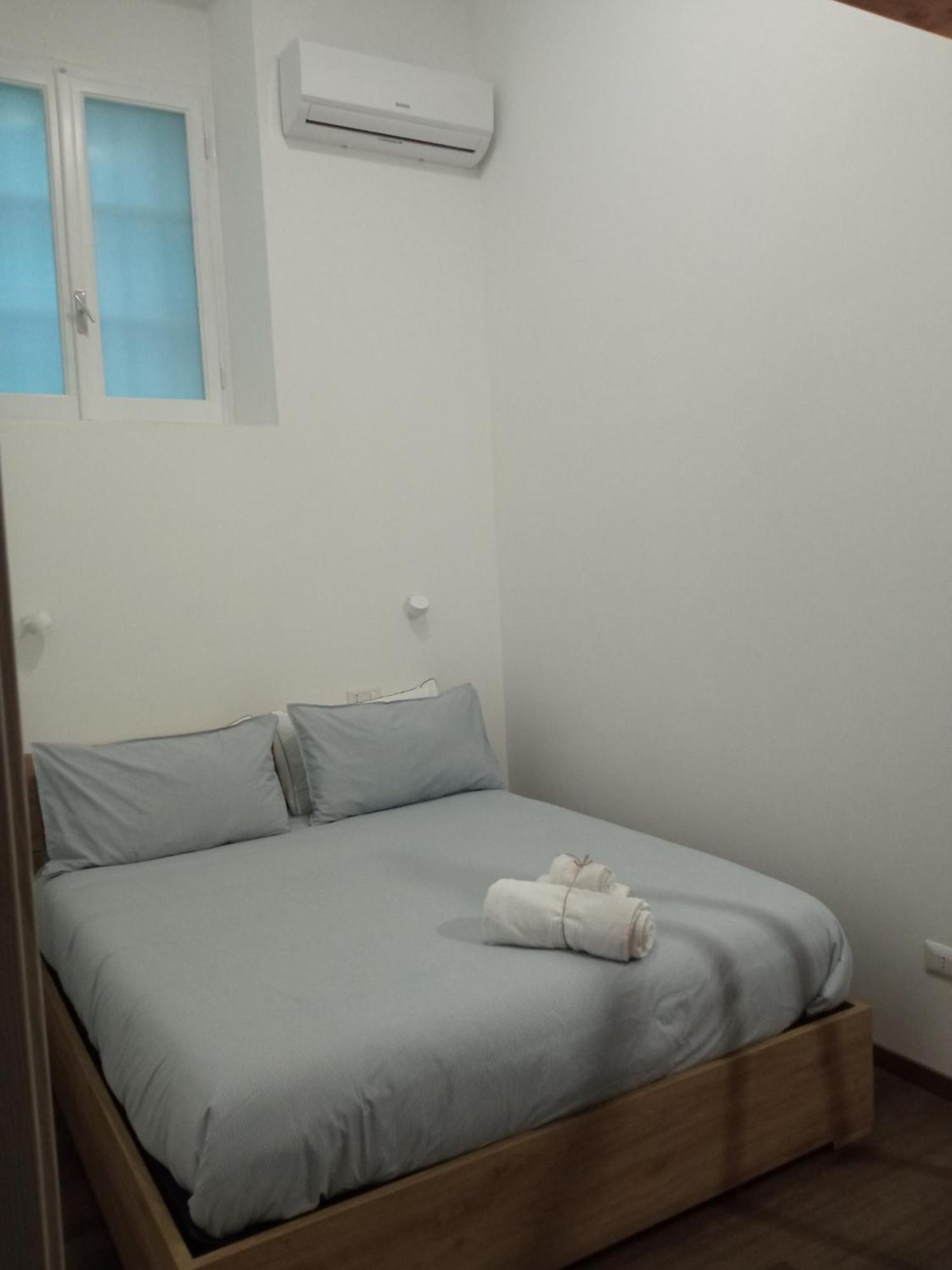 Voyager Apartment Cagliari Bagian luar foto